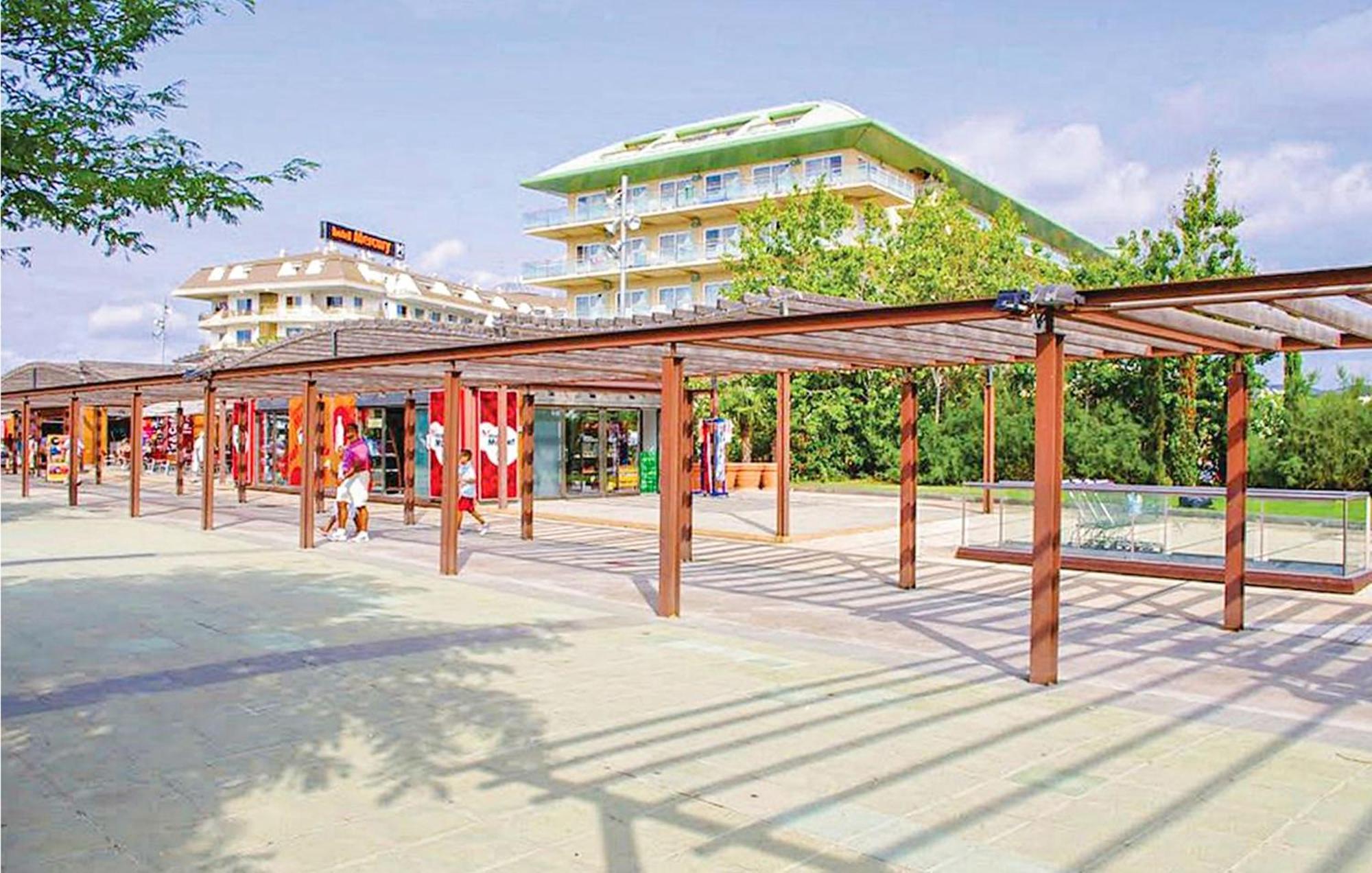 Awesome Apartment In Santa Susanna With Kitchen Exterior photo